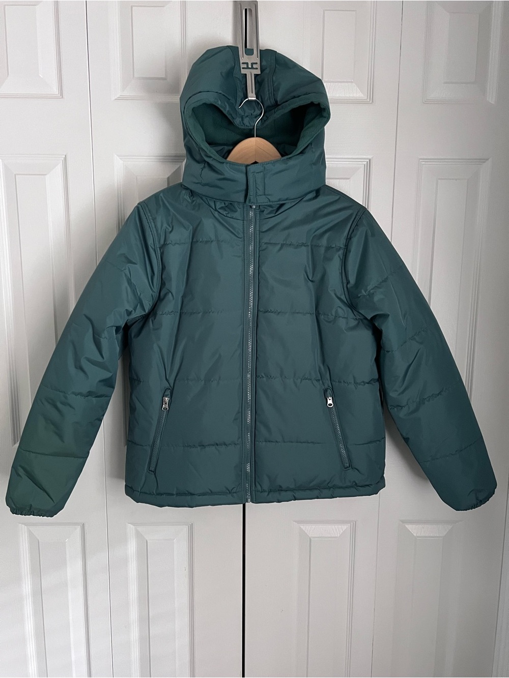 Waterfront Outdoor Collection Green Hooded Insulated Puffer Jacket Size L
